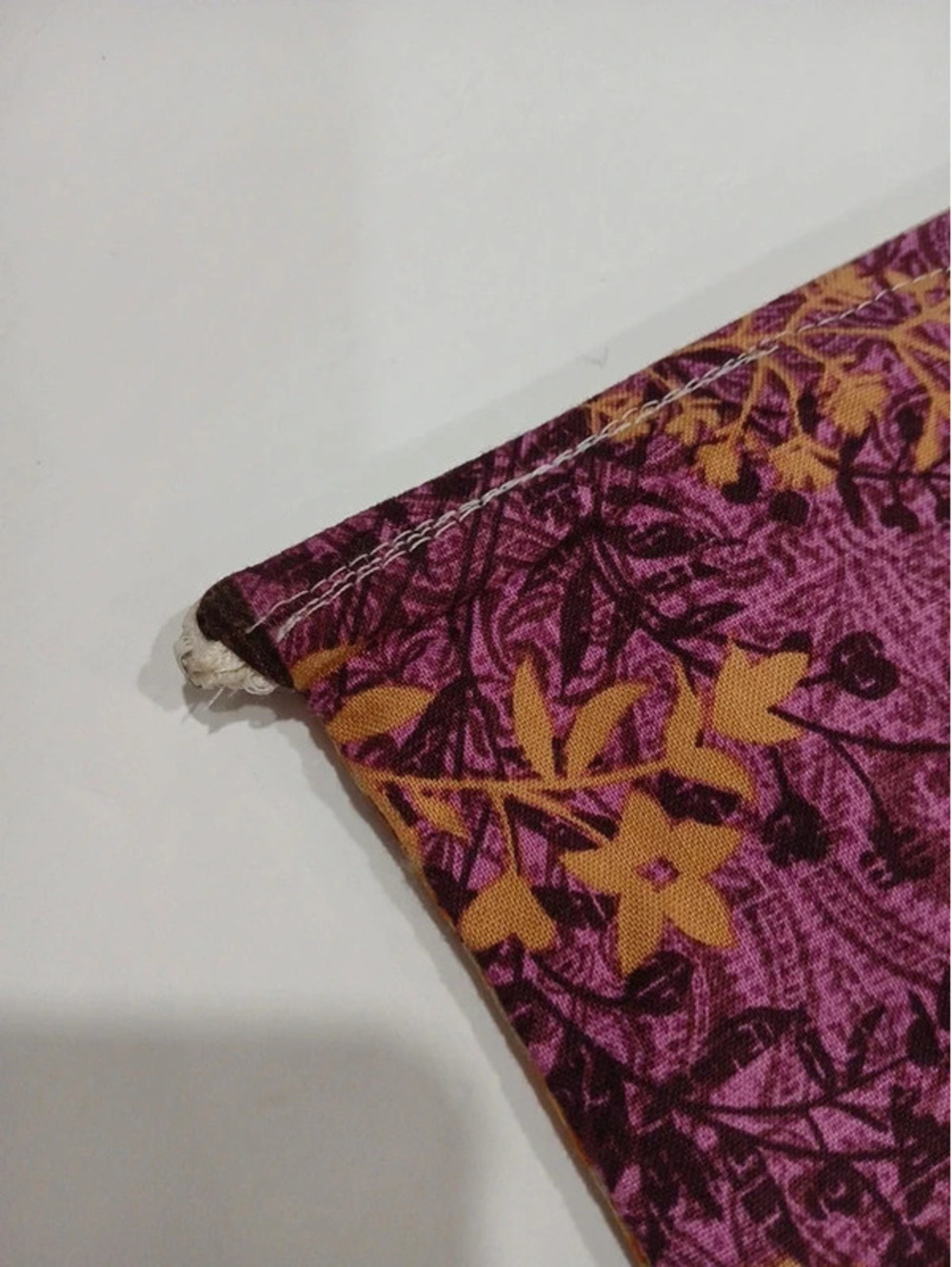 Handmade makeup storage bag - Picture 5 of 10